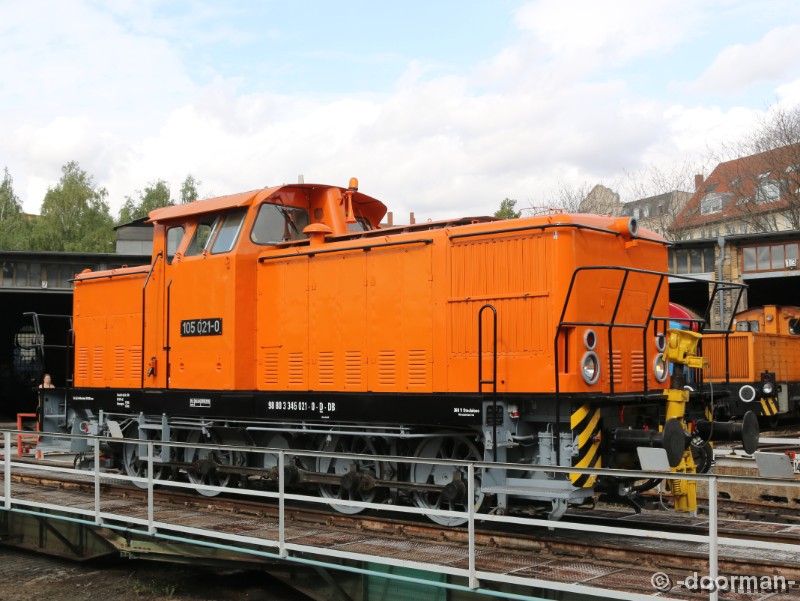 Baureihen/Diesel/V 60 DR/LEW 14837 - 105 021-0 (2)
